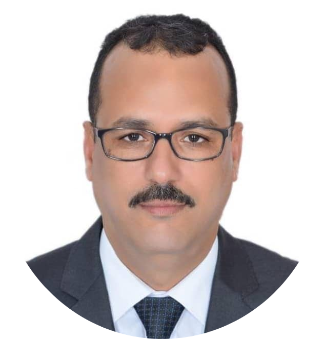 استاذ المقياس
